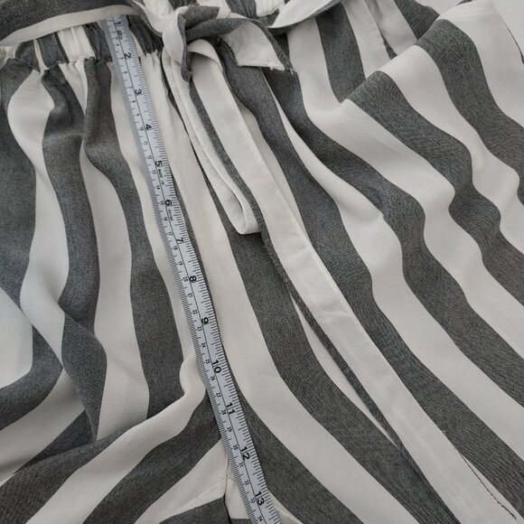 American Eagles Outfitters Hi Rise Paperbag Waist Pants NWT - Picture 2 of 8